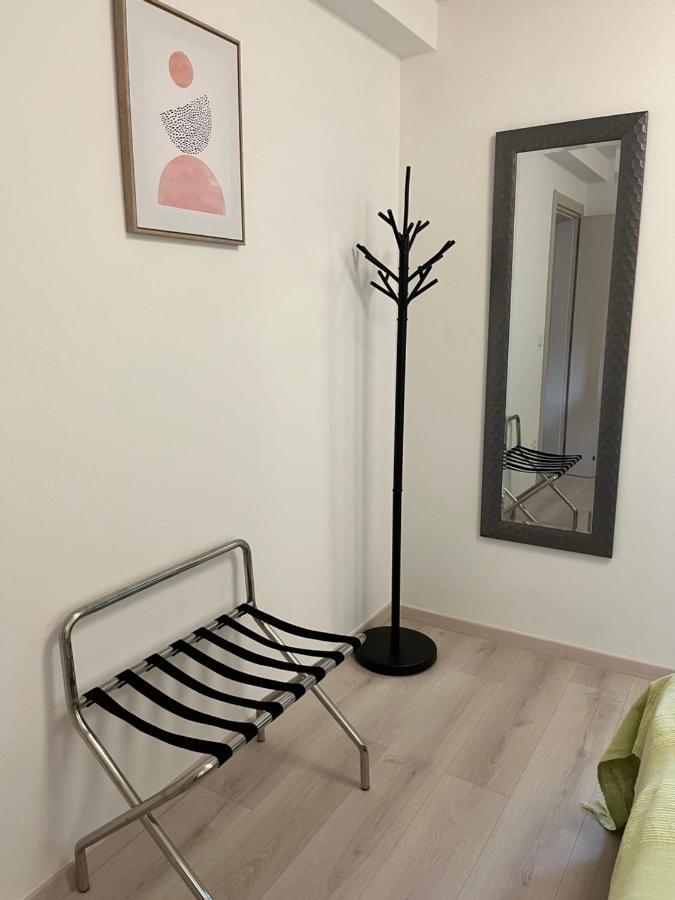 Apartment A & N With Free Private Parking PUY 외부 사진