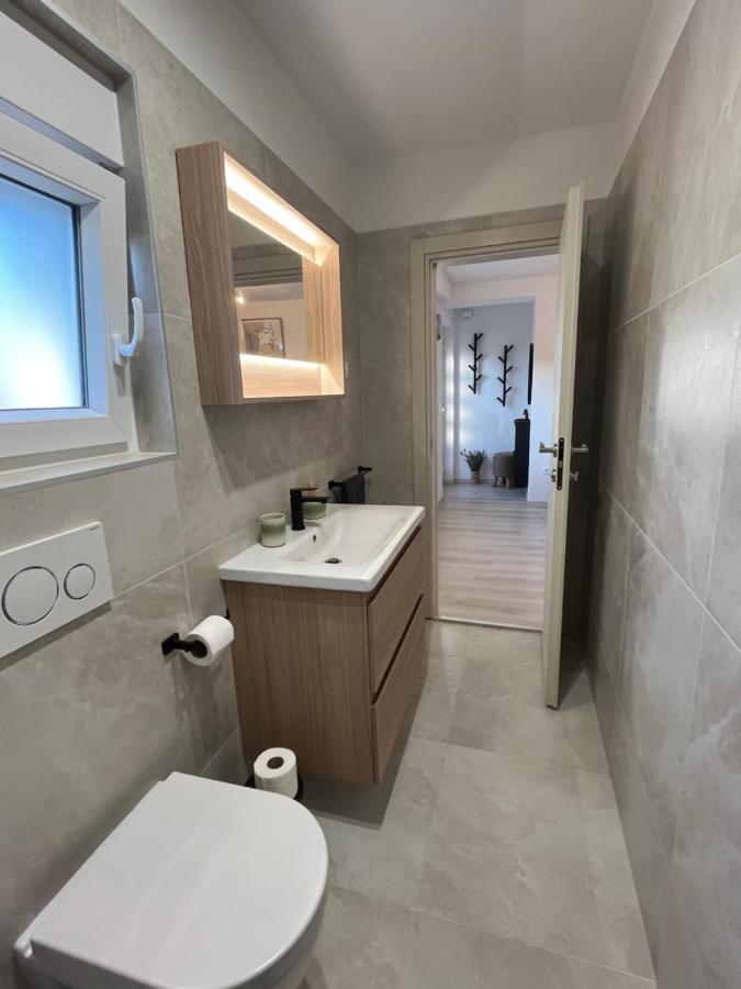 Apartment A & N With Free Private Parking PUY 외부 사진