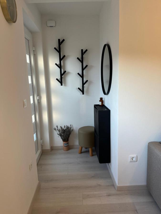Apartment A & N With Free Private Parking PUY 외부 사진