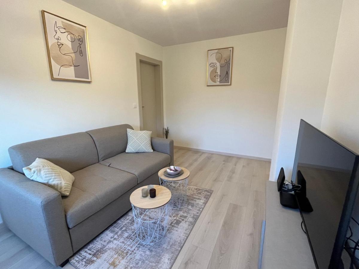 Apartment A & N With Free Private Parking PUY 외부 사진