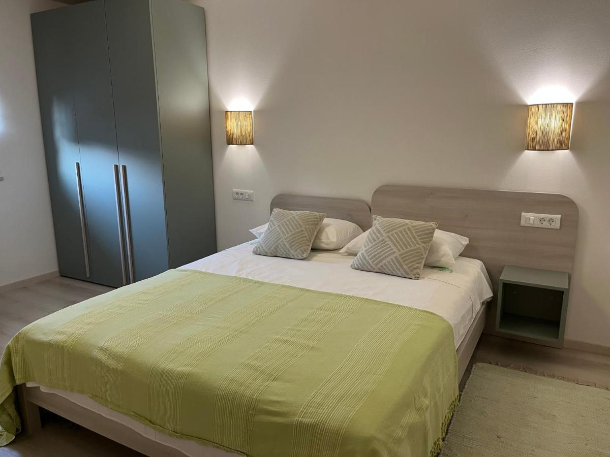 Apartment A & N With Free Private Parking PUY 외부 사진